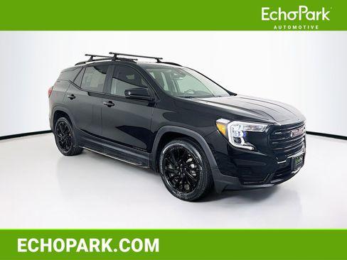Used 2023 GMC Terrain SLE w/ Driver Convenience Package image 1