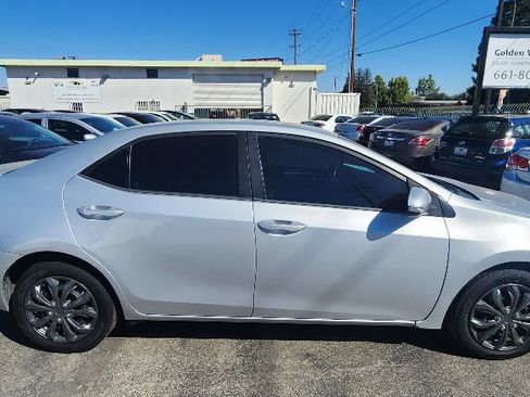 Used 2016 Toyota Corolla S Premium image 6