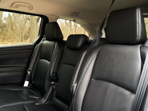 Certified 2025 Honda Odyssey EX-L image 18