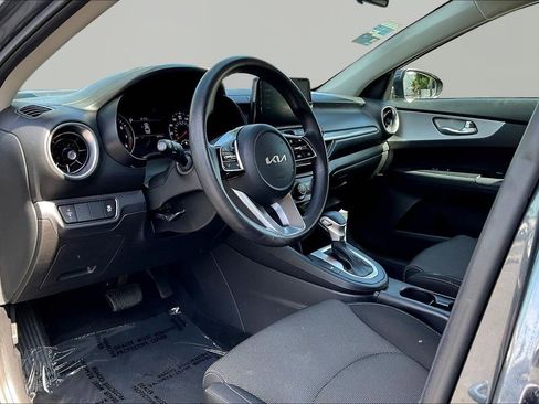 Used 2023 Kia Forte LXS FWD image 17
