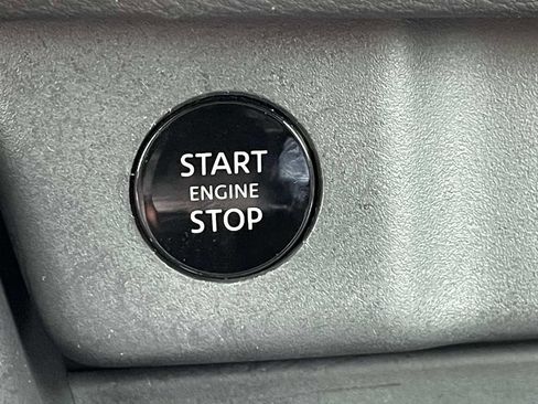 Used 2026 Nissan Rogue SV FWD image 26