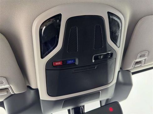 Certified 2025 Subaru Outback Premium image 23