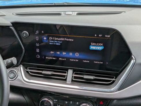 Used 2025 Chevrolet Trax ACTIV w/ Driver Confidence Package FWD image 19