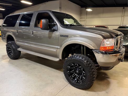 Used 2002 Ford Excursion Limited image 93