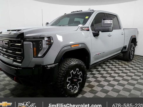 Used 2025 GMC Sierra 2500 AT4X AWD/4WD image 27