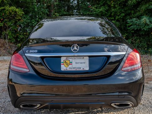 Used 2020 Mercedes-Benz C 300 Sedan image 4