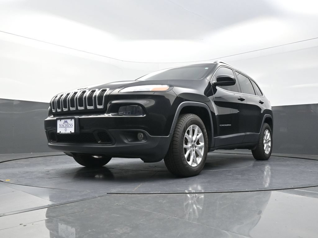 Used 2018 Jeep Cherokee Latitude AWD/4WD image 25