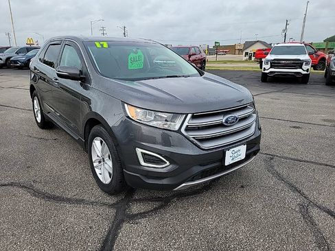 Used 2017 Ford Edge SEL w/ Equipment Group 201A AWD/4WD image 3
