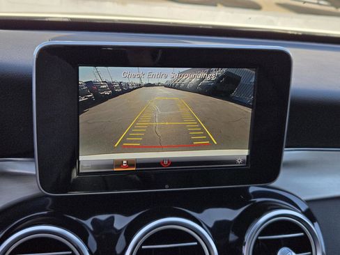 Used 2018 Mercedes-Benz C 300 Sedan image 8