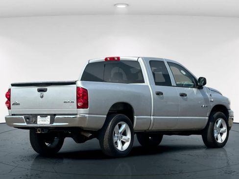 Used 2008 Dodge Ram 1500 Truck SLT w/ Popular Equipment Group AWD/4WD image 2
