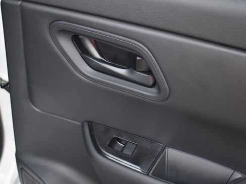 Used 2026 Nissan Rogue S FWD image 50