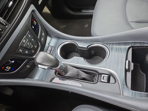 Certified 2020 Buick Envision Essence w/ LPO, Active Package image 25