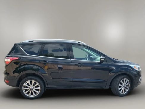 Used 2017 Ford Escape Titanium w/ Canadian Touring Package AWD/4WD image 8