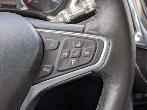 Used 2022 Chevrolet Equinox LT FWD image 26