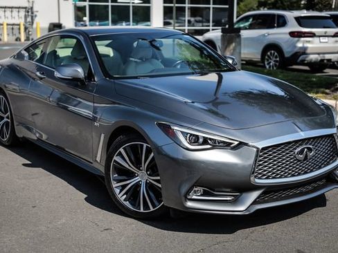 Used 2017 INFINITI Q60 3.0t w/ Premium Plus Package 3.0T AWD/4WD image 7