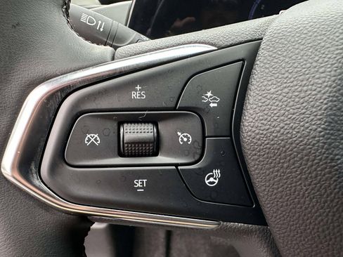 Used 2024 Chevrolet Trax LT w/ Driver Confidence Package FWD image 16