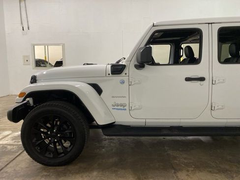 Used 2021 Jeep Wrangler Unlimited Sahara w/ Cold Weather Group image 92