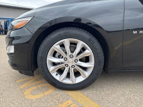 Used 2019 Chevrolet Malibu LT w/ Leather Package FWD image 12