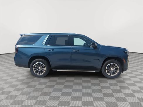 Used 2025 Chevrolet Tahoe LT w/ Comfort Package AWD/4WD image 6