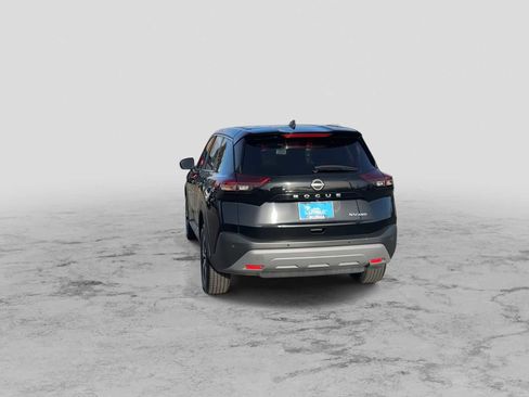 Used 2023 Nissan Rogue SV image 7