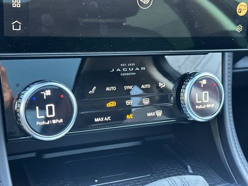 Used 2023 Jaguar F-PACE S image 22