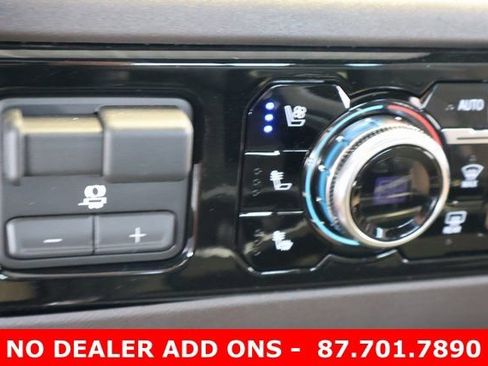 New 2026 GMC Sierra 2500 SLT w/ SLT Premium Package AWD/4WD image 28