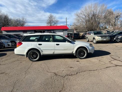 Used 2007 Subaru Outback 2.5i image 5