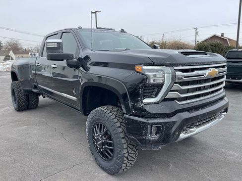 New 2026 Chevrolet Silverado 3500 High Country w/ High Country Premium Package image 1