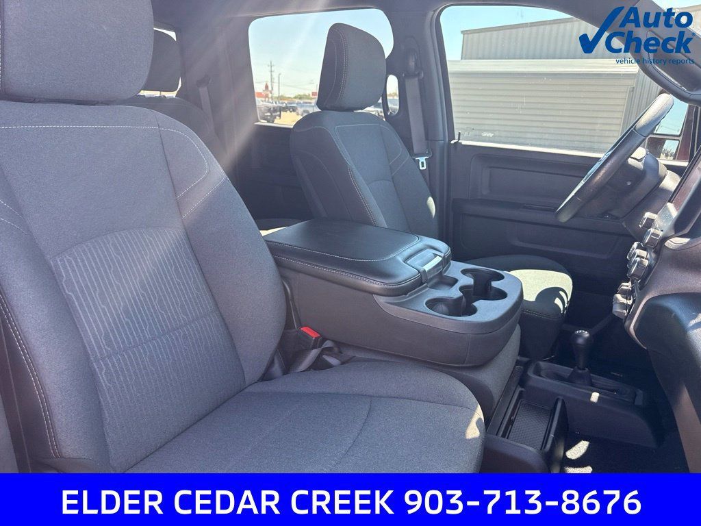 Used 2024 RAM 2500 Tradesman w/ Chrome Appearance Group AWD/4WD image 21