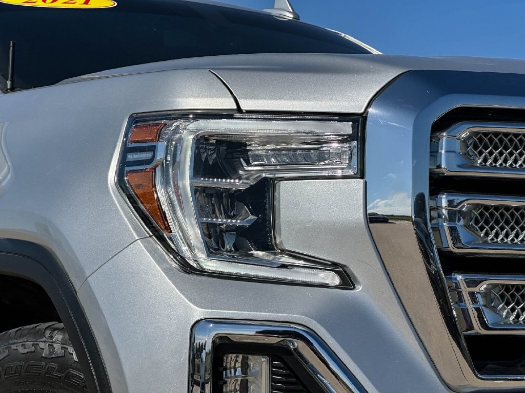 Used 2021 GMC Sierra 1500 SLT AWD/4WD image 10
