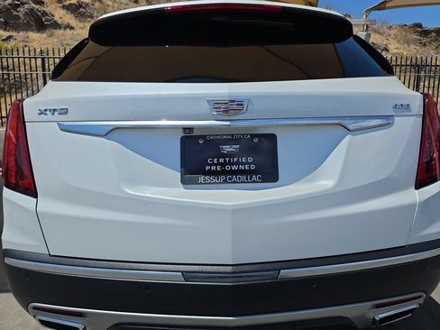 Certified 2024 Cadillac XT5 Premium Luxury w/ LPO, Premium Carpet Package FWD image 33