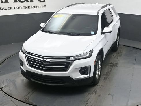 Used 2023 Chevrolet Traverse LT FWD image 47