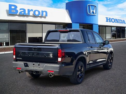 Used 2025 Honda Ridgeline Black Edition image 5