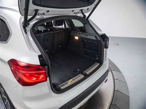 Used 2021 BMW X1 xDrive28i AWD/4WD image 34