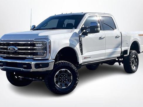 Used 2024 Ford F250 King Ranch w/ Tremor Off-Road Package image 3