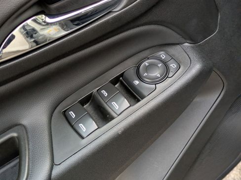 Certified 2022 Chevrolet Equinox LT image 11