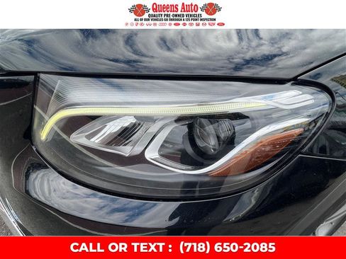 Used 2019 Mercedes-Benz GLC 300 4MATIC w/ Premium Package image 33