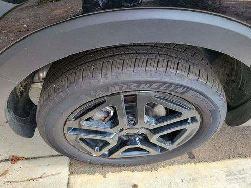 Certified 2025 Kia Telluride SX Prestige X-Line AWD/4WD image 8