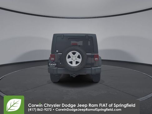 Used 2018 Jeep Wrangler Unlimited Sport S AWD/4WD image 13