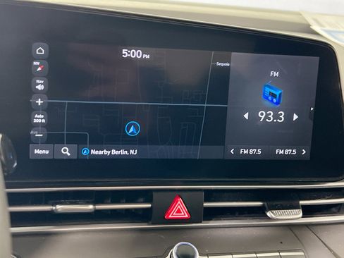 Used 2023 Hyundai Elantra SEL w/ Convenience Package image 13