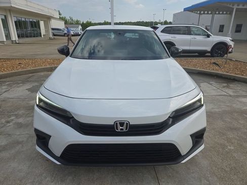 Used 2023 Honda Civic Sport image 8