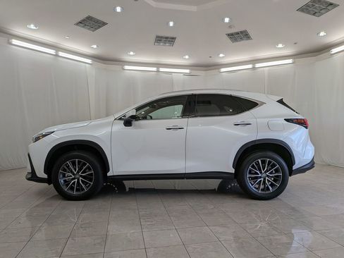 Used 2023 Lexus NX 350 AWD image 5