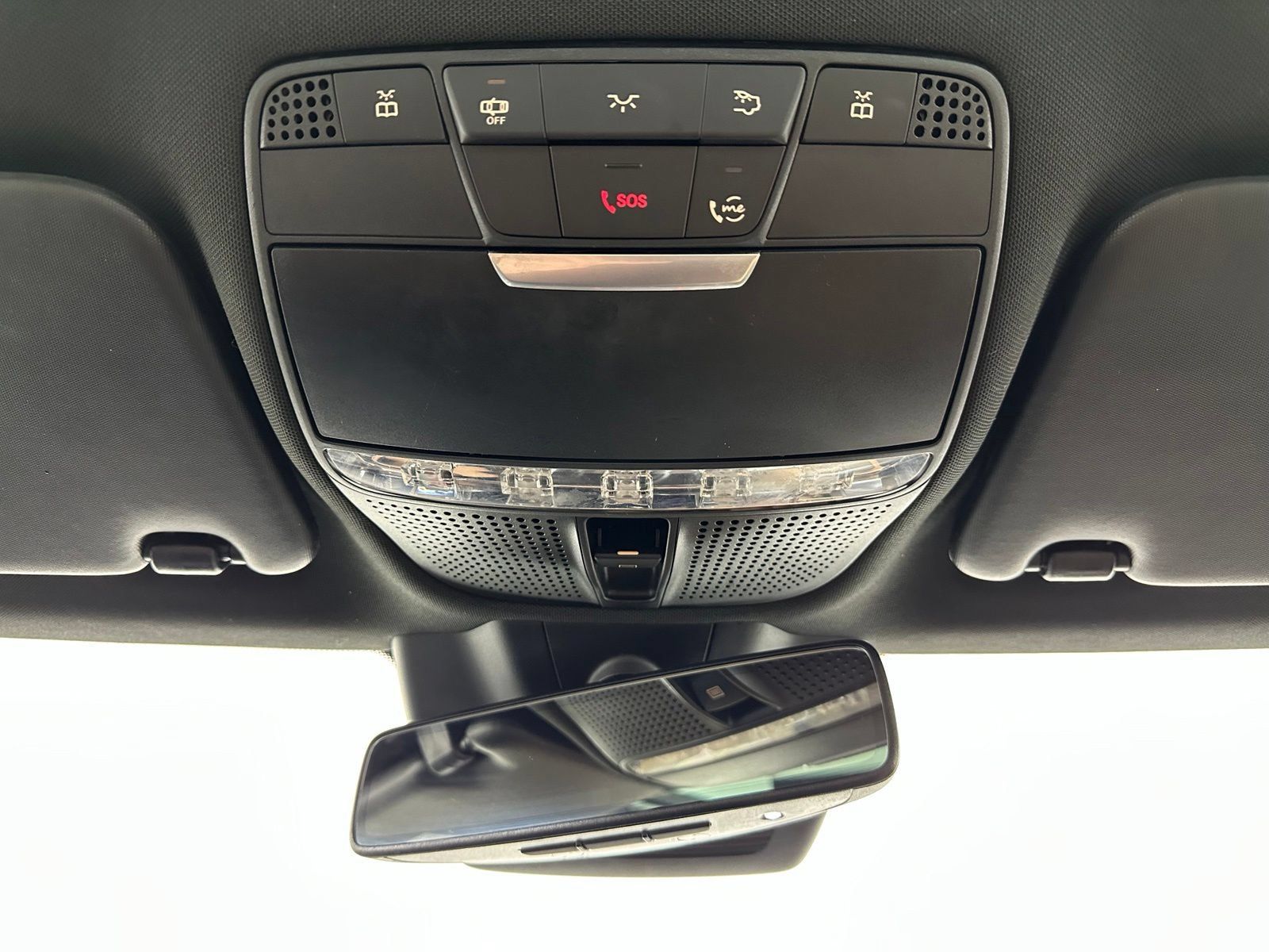 Used 2019 Mercedes-Benz C 300 Sedan image 38