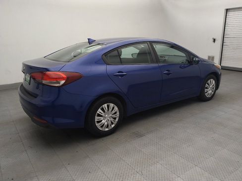 Used 2018 Kia Forte LX FWD image 10