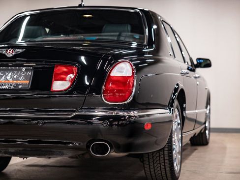 Used 2005 Bentley Arnage R RWD image 31