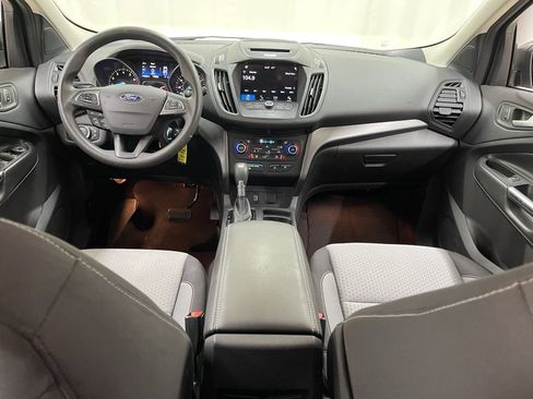 Used 2017 Ford Escape SE w/ Equipment Group 201A image 29