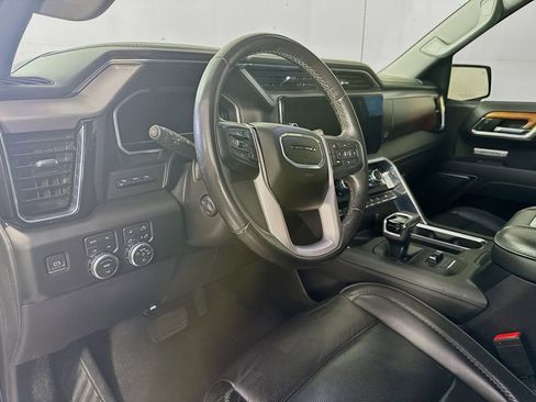 Used 2022 GMC Sierra 1500 Denali w/ Denali Reserve Package image 9