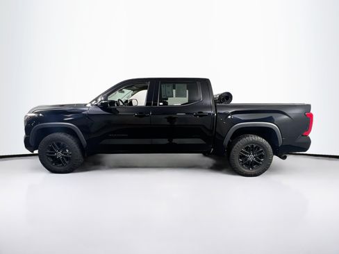 Used 2023 Toyota Tundra SR5 w/ SR5 Premium Package AWD/4WD image 8