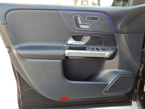 Certified 2022 Mercedes-Benz GLB 250 image 12