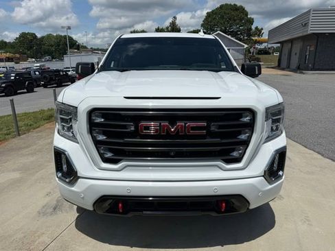 Used 2021 GMC Sierra 1500 AT4 w/ Technology Package AWD/4WD image 4